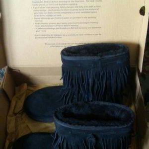 NEW IN BOX KOOLABURRA UGG BOOTS